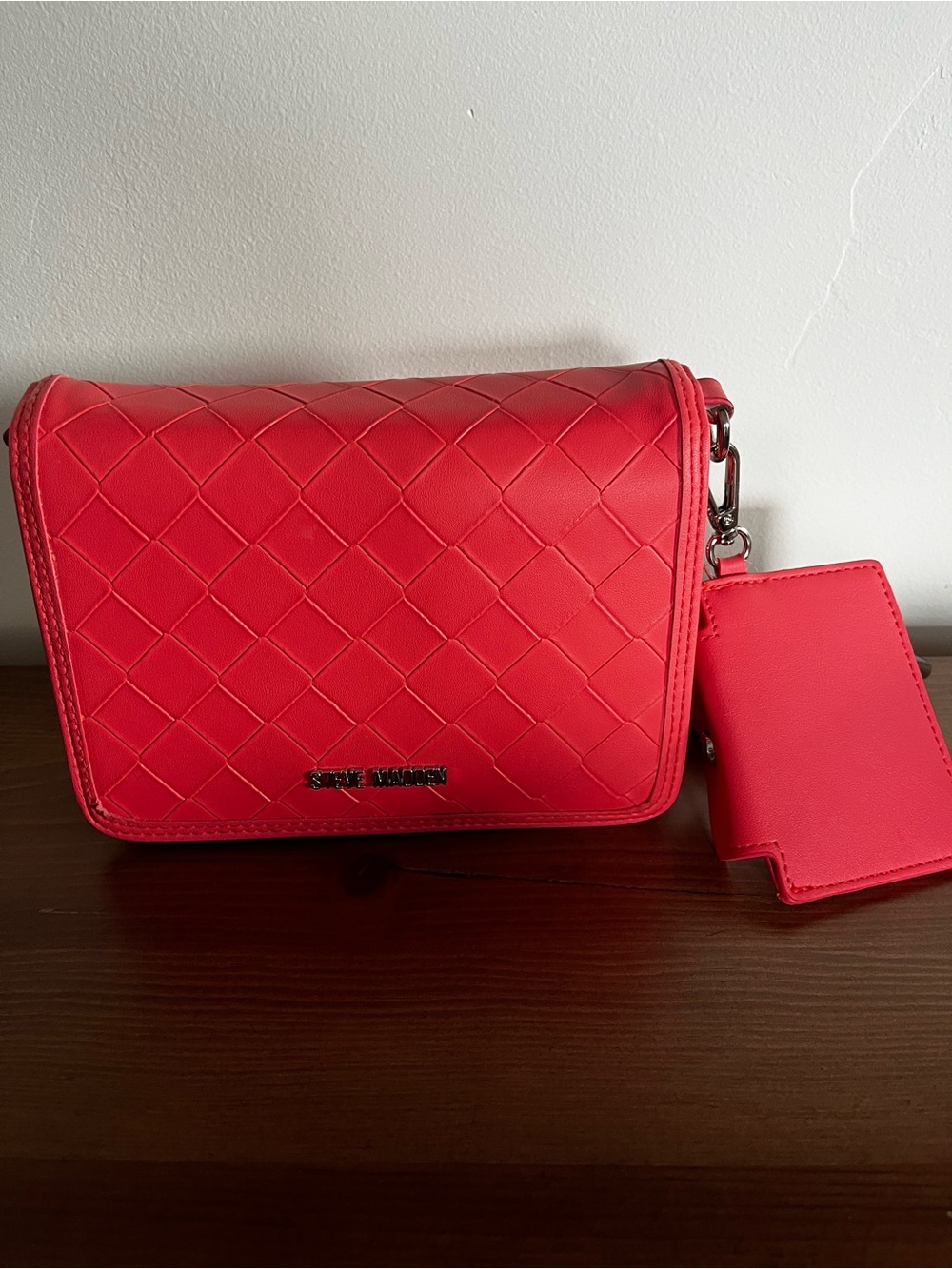 Steve Madden Quilted Pink Crossbody with Adjustable Strap - Picture 7 of 7